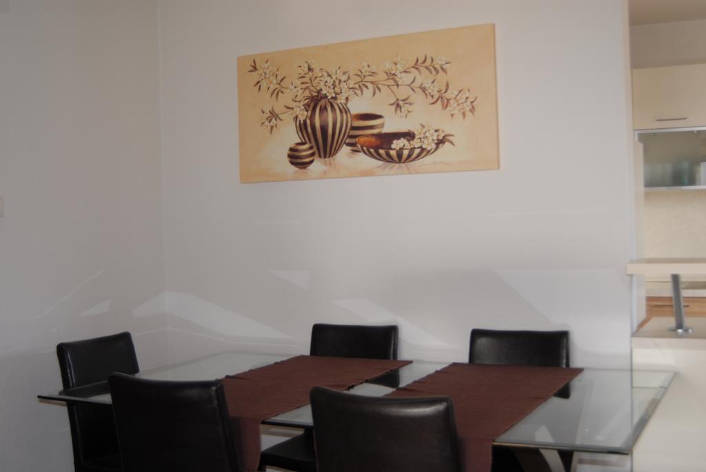 Apartments Karabaic Пунат Экстерьер фото